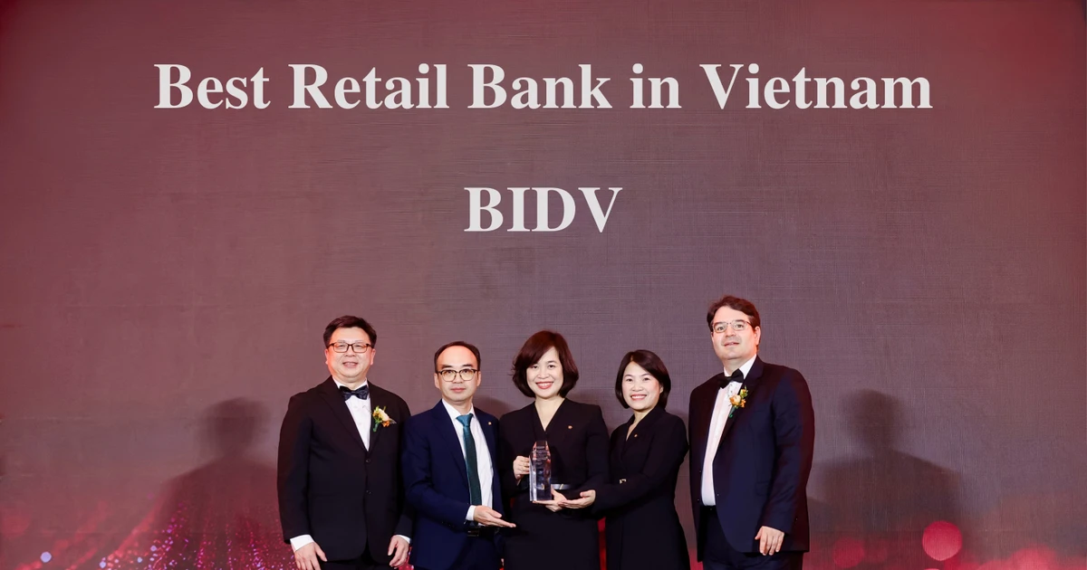 View - BIDV viết tiếp thập kỷ dẫn đầu với cú đúp giải thưởng Ngân hàng Bán lẻ tốt nhất Việt Nam tiền gửi tốt nhất Châu Á | Báo Tri thức và Cuộc sống - TIN TỨC PHỔ BIẾN KIẾN THỨC 24H