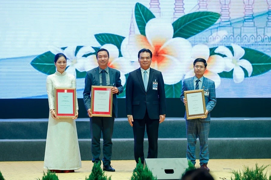 Thấy gì từ việc T&T Group hoàn thành đường truyền tải điện từ Lào về Việt Nam?