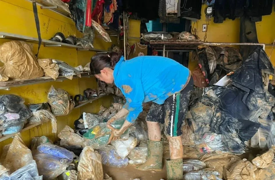 Nguy cơ bùng phát dịch bệnh sau mưa lũ do bão số 10