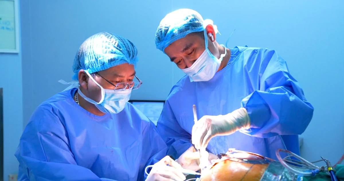 11 giờ cắt đa tạng tiểu khung cứu sống bệnh nhân ung thư trực tràng tái phát