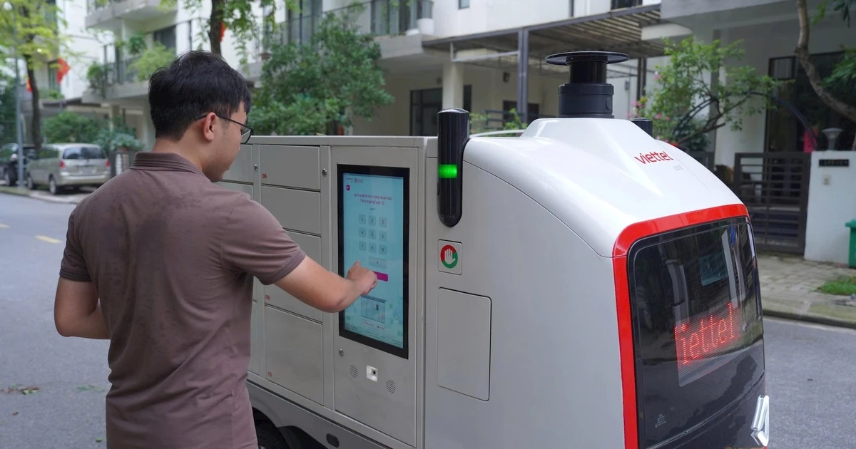 View - Cận cảnh robot giao hàng tự động có sức chở 400kg của Viettel | Báo Tri thức và Cuộc sống - TIN TỨC PHỔ BIẾN KIẾN THỨC 24H