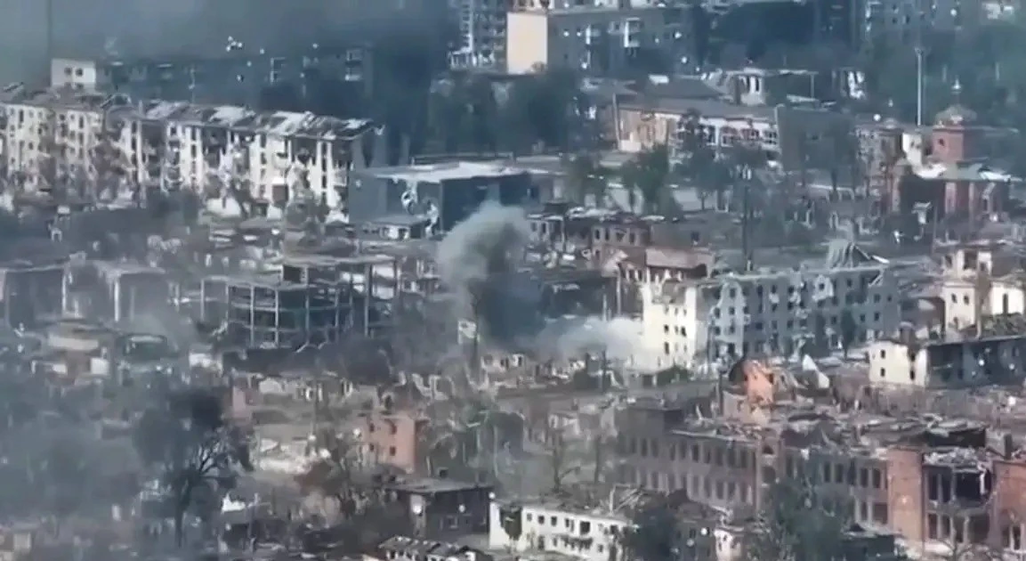 View - Nga kiểm soát Chasov Yar, Ukraine chấp nhận buông tay sau gần 2 năm cầm cự | Báo Tri thức và Cuộc sống - TIN TỨC PHỔ BIẾN KIẾN THỨC 24H