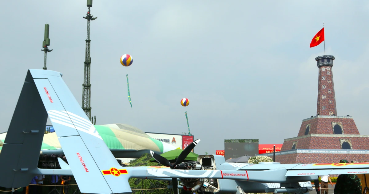 View - Ngắm dàn vũ khí "Make in Vietnam" tại triển lãm 80 năm thành tựu đất nước | Báo Tri thức và Cuộc sống - TIN TỨC PHỔ BIẾN KIẾN THỨC 24H