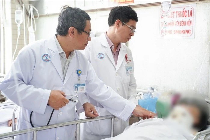 Nạn nhân vụ xả súng ghen tuông nhập viện trong tình trạng nguy kịch tại TPHCM