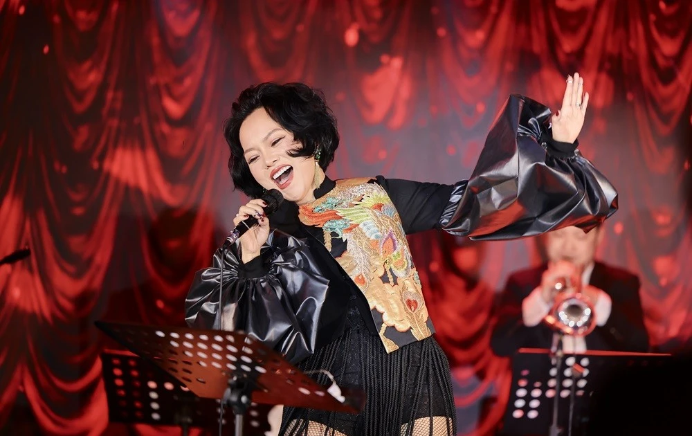 View - Ca sĩ Ngọc Châm ngạc nhiên khi nghe Thái Thùy Linh hát 'Jazz Vàng' | Báo Tri thức và Cuộc sống - TIN TỨC PHỔ BIẾN KIẾN THỨC 24H