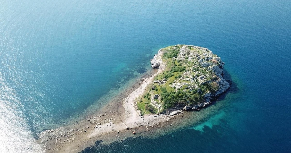 Gallery - Mực nước biển rút xuống bất thường để lộ 'báu vật' 3.500 tuổi | Báo Tri thức và Cuộc sống - TIN TỨC PHỔ BIẾN KIẾN THỨC 24H