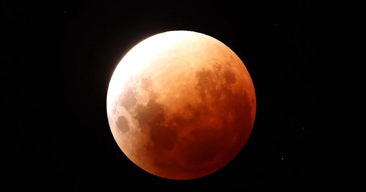 View - Cận cảnh ‘siêu Trăng máu’ khiến nhiều người háo hức chiêm ngưỡng | Báo Tri thức và Cuộc sống - TIN TỨC PHỔ BIẾN KIẾN THỨC 24H