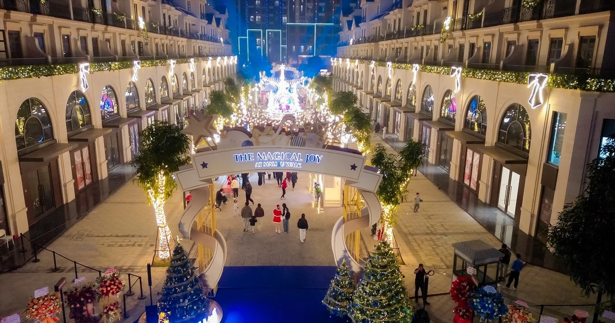 View - Masterise Homes giới thiệu “Mùa Giáng Sinh diệu kỳ - The Magical Joy” tại Malibu Walk: Thắp sáng hành trình của những niềm vui | Báo Tri thức và Cuộc sống - TIN TỨC PHỔ BIẾN KIẾN THỨC 24H