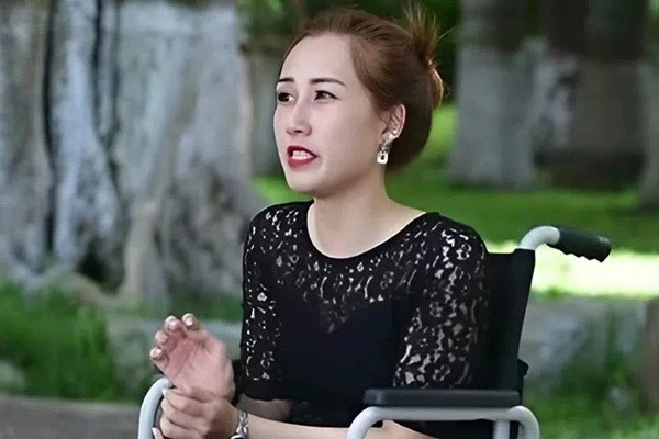 Ngọc Thanh Tâm tiếc thương diễn viên Hiền Hạnh