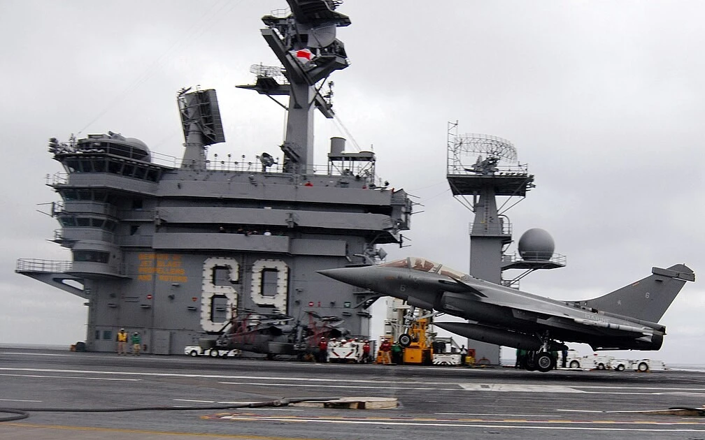 View - Ấn Độ quay lưng với chiến đấu cơ Mỹ, bắt tay Pháp mở rộng phi đội Rafale | Báo Tri thức và Cuộc sống - TIN TỨC PHỔ BIẾN KIẾN THỨC 24H