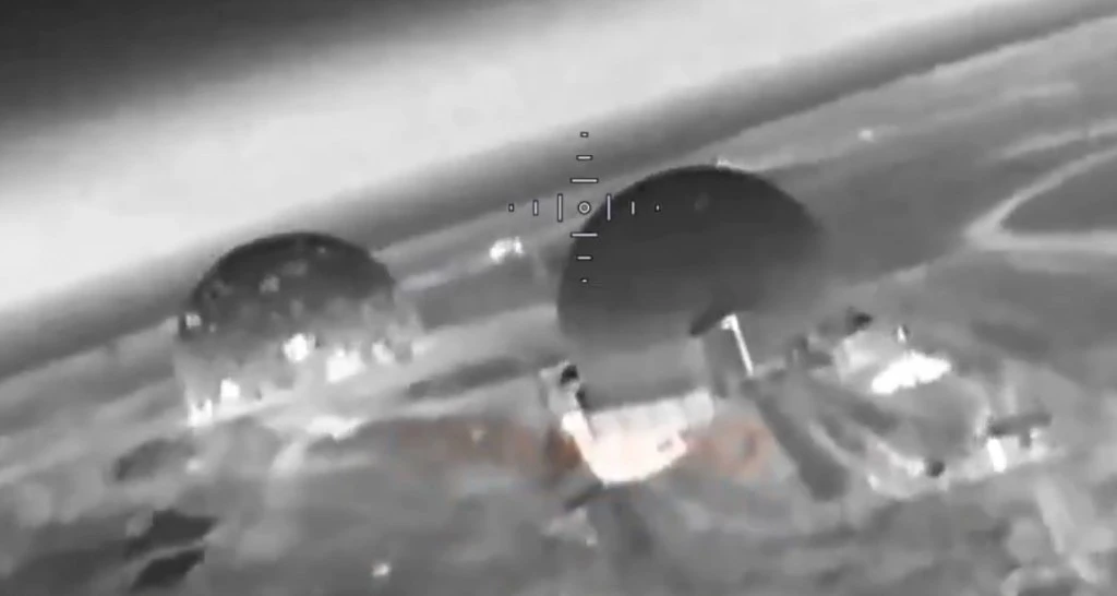 View - Ukraine tung đòn song kích, mắt thần Nga trên Biển Đen rung chuyển | Báo Tri thức và Cuộc sống - TIN TỨC PHỔ BIẾN KIẾN THỨC 24H