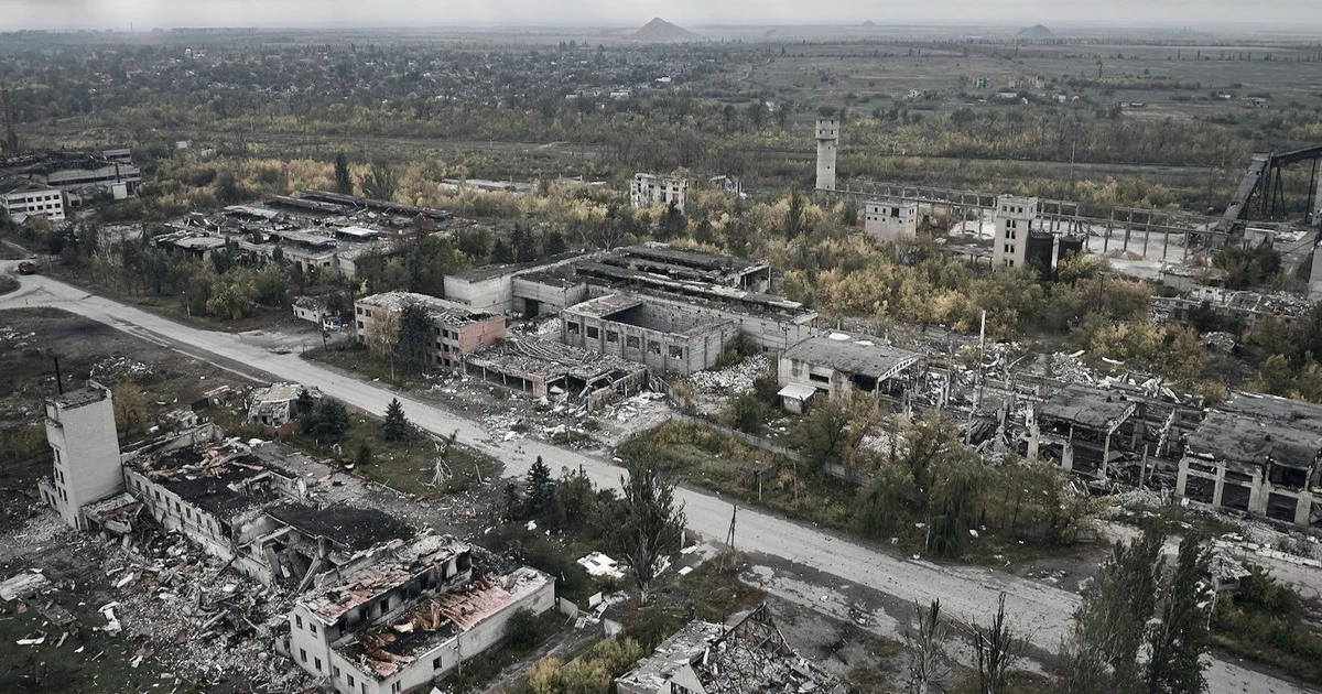 View - Nga xuyên thủng Pokrovsk, miền Đông Ukraine rung chuyển | Báo Tri thức và Cuộc sống - TIN TỨC PHỔ BIẾN KIẾN THỨC 24H