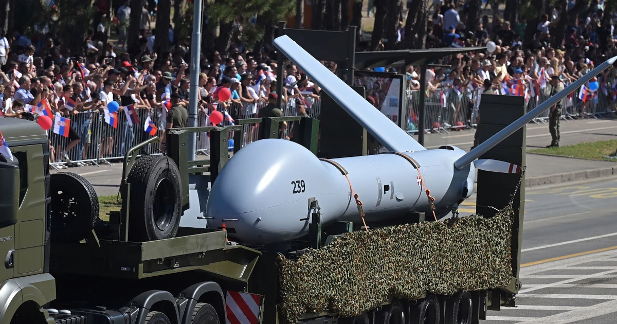 View - Serbia gây sốc với dàn vũ khí khủng trong buổi duyệt binh lịch sử | Báo Tri thức và Cuộc sống - TIN TỨC PHỔ BIẾN KIẾN THỨC 24H