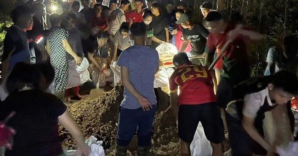 Hàng trăm người xuyên đêm hộ đê ở Bắc Ninh