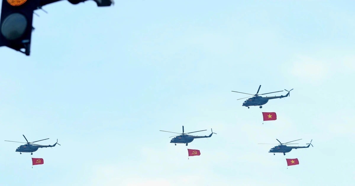 View - Ấn tượng màn trình diễn máy bay mở đầu Tổng duyệt A80 | Báo Tri thức và Cuộc sống - TIN TỨC PHỔ BIẾN KIẾN THỨC 24H