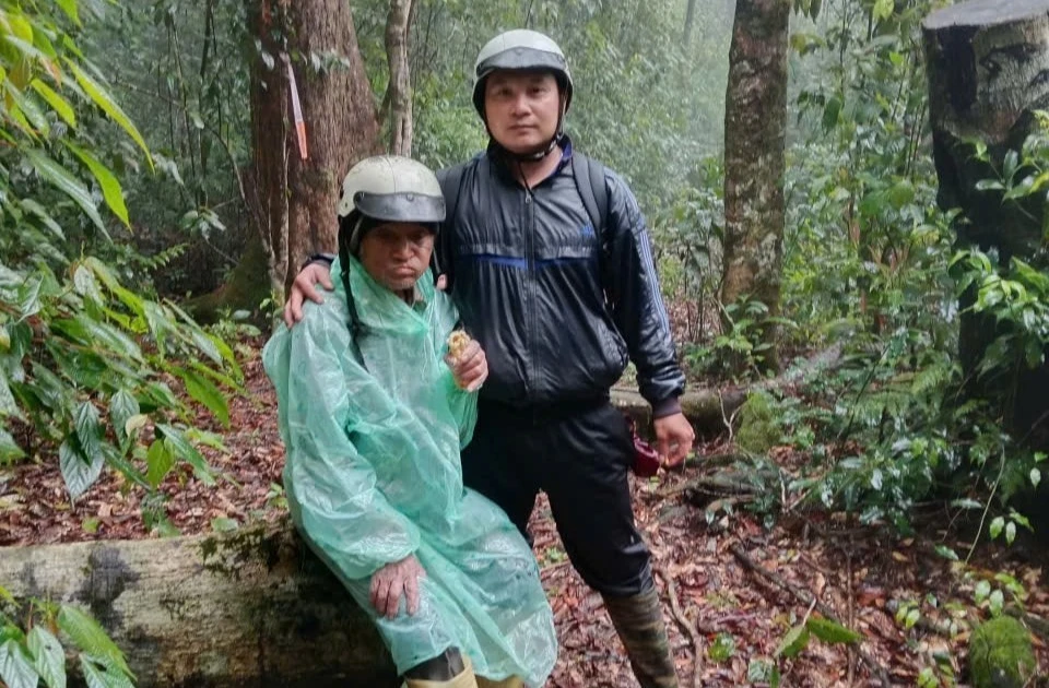 Tìm thấy cụ ông mất tích trong rừng Lâm Đồng sau 5 ngày