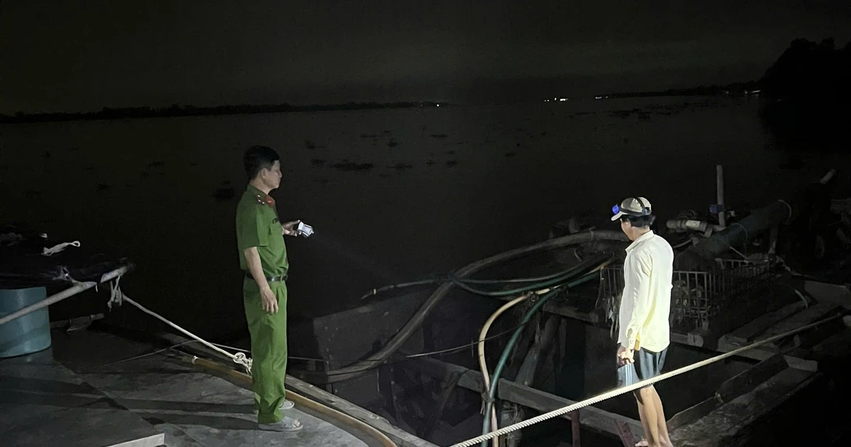 View - Bắt giữ nhiều phương tiện vận chuyển cát trái phép ở Vĩnh Long | Báo Tri thức và Cuộc sống - TIN TỨC PHỔ BIẾN KIẾN THỨC 24H