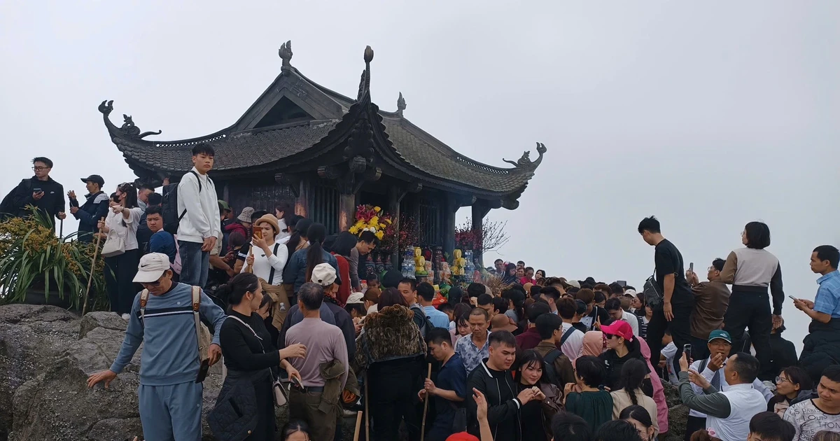 Gallery - Khai hội Xuân Yên Tử 2026 | Báo Tri thức và Cuộc sống - TIN TỨC PHỔ BIẾN KIẾN THỨC 24H