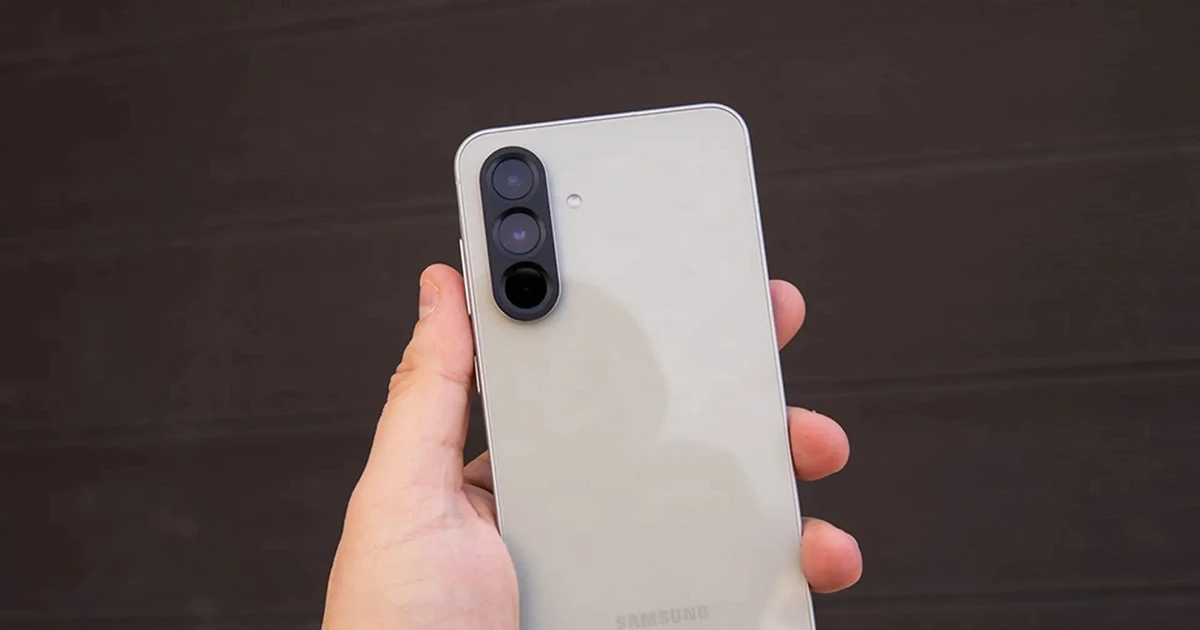 Top smartphone chống nước đáng mua dưới 10 triệu đồng