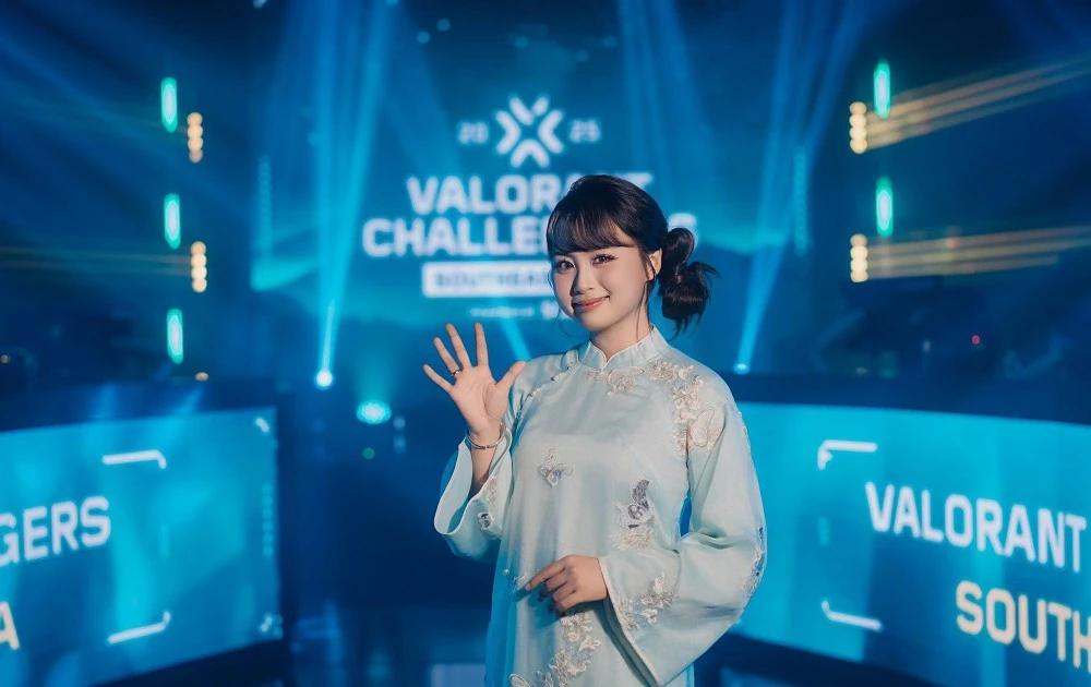 Minh Nghi tái xuất Esports, “nữ thần” khiến fan bùng nổ