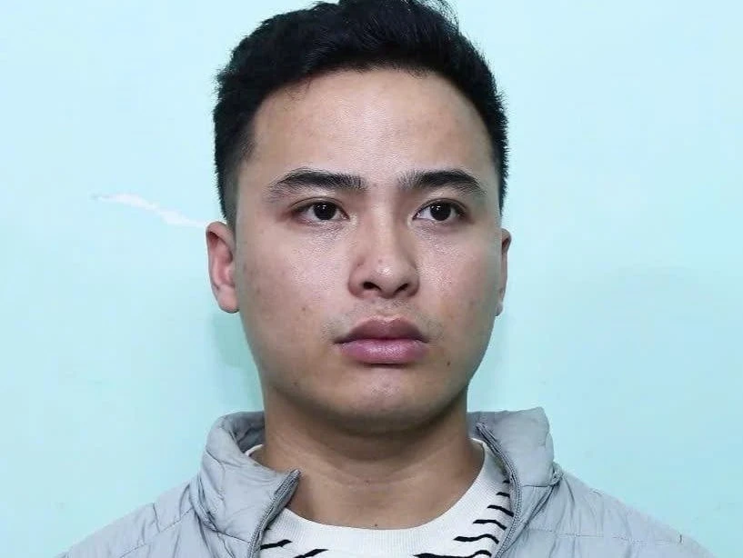 Gallery - Lái xe vi phạm nồng độ cồn chống đối, kéo lê cán bộ CSGT có thể bị xử sao? | Báo Tri thức và Cuộc sống - TIN TỨC PHỔ BIẾN KIẾN THỨC 24H