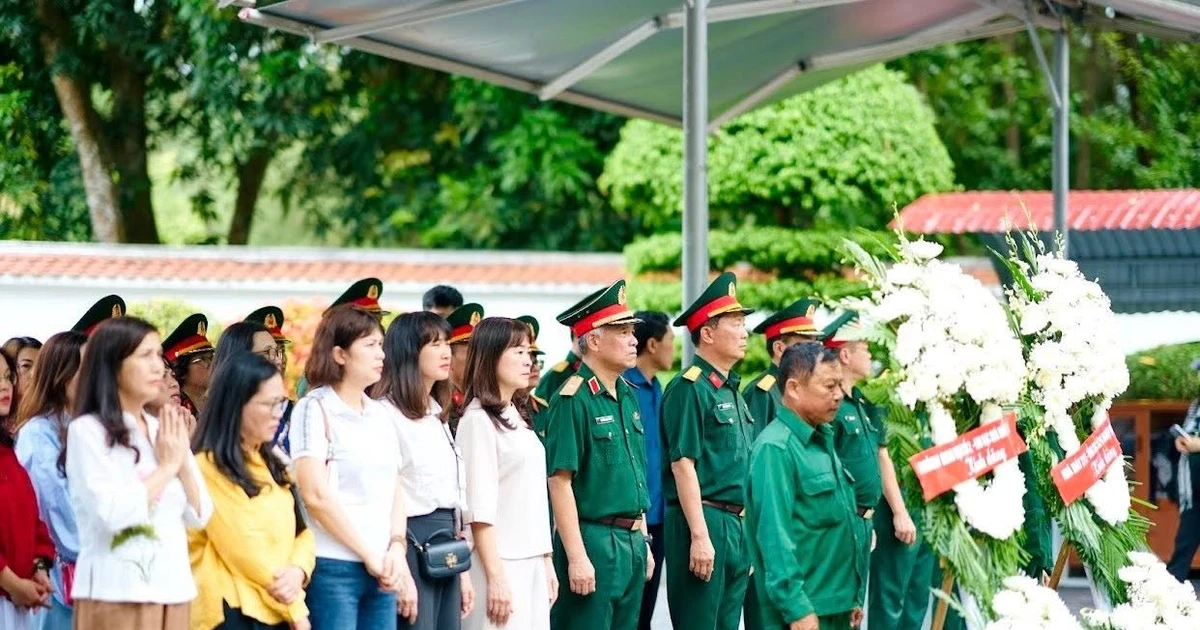 Du khách muôn phương về tri ân tại Ngã ba Đồng Lộc