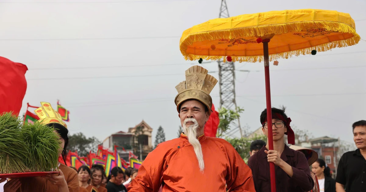 Gallery - Phú Thọ tái hiện truyền thuyết Vua Hùng dạy dân cấy lúa | Báo Tri thức và Cuộc sống - TIN TỨC PHỔ BIẾN KIẾN THỨC 24H