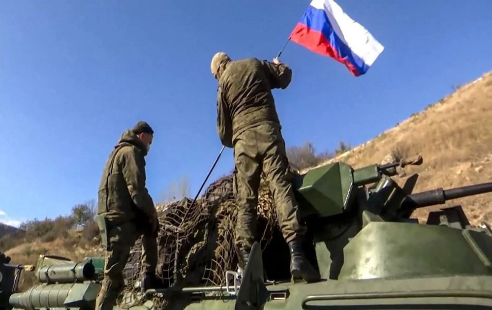 Gallery - Novomarkovo thất thủ, Kramatorsk đứng trước nguy cơ bị bao vây | Báo Tri thức và Cuộc sống - TIN TỨC PHỔ BIẾN KIẾN THỨC 24H