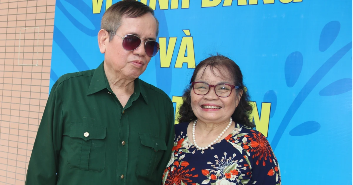 Gallery - “Em là đôi mắt của anh” | Báo Tri thức và Cuộc sống - TIN TỨC PHỔ BIẾN KIẾN THỨC 24H