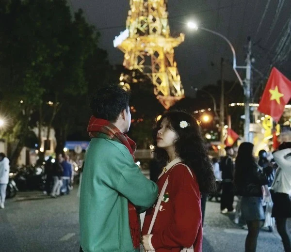 View - Khám phá Đà Lạt về đêm, những góc chill lãng mạn 'hút hồn' du khách | Báo Tri thức và Cuộc sống - TIN TỨC PHỔ BIẾN KIẾN THỨC 24H