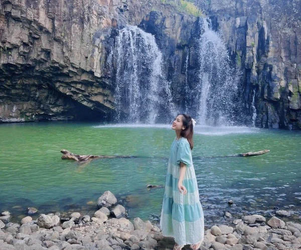 View - Thác Vực Hòm lên hình auto đẹp không cần filter vẫn cháy máy | Báo Tri thức và Cuộc sống - TIN TỨC PHỔ BIẾN KIẾN THỨC 24H