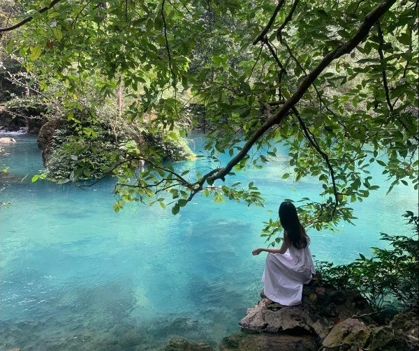 View - Suối Lê Nin "viên ngọc xanh" say lòng du khách giữa núi rừng Pác Bó | Báo Tri thức và Cuộc sống - TIN TỨC PHỔ BIẾN KIẾN THỨC 24H