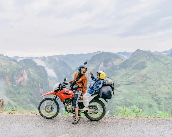 Tour phượt Tây Bắc mỗi khúc cua là một thử thách bản lĩnh