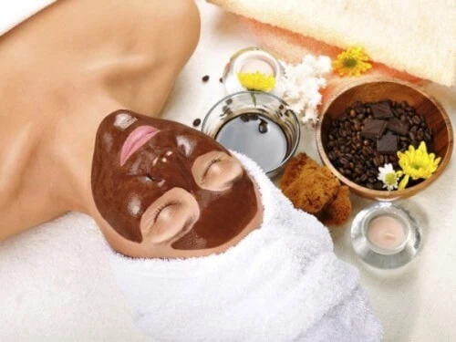 Đắp cà phê lên da 5 phút mỗi ngày, hiệu quả bất ngờ