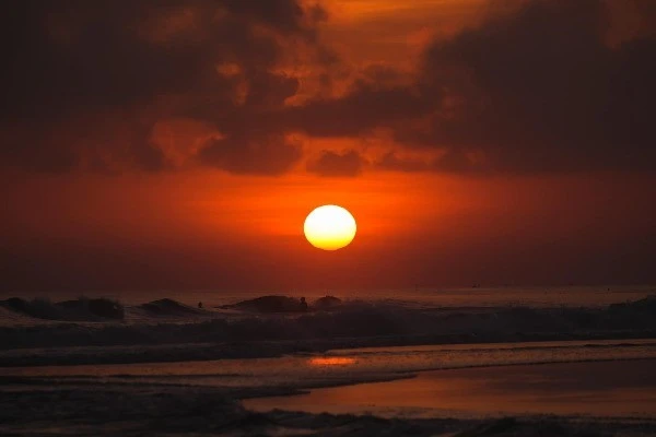 View - Bình minh trên biển Cửa Đại có gì khiến dân mê xê dịch “đứng ngồi không yên”? | Báo Tri thức và Cuộc sống - TIN TỨC PHỔ BIẾN KIẾN THỨC 24H