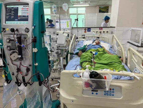 Cứu sống chàng trai 21 tuổi bị đuối nước, hôn mê sâu