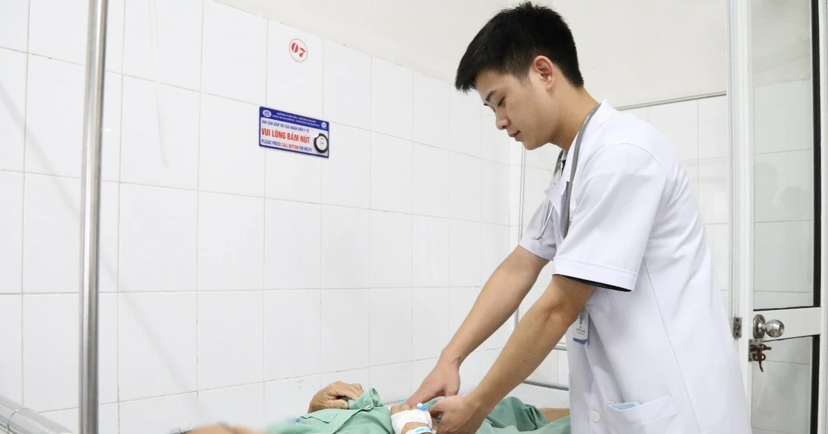 View - Tán sỏi đường mật, phát hiện giun trong ống mật | Báo Tri thức và Cuộc sống - TIN TỨC PHỔ BIẾN KIẾN THỨC 24H