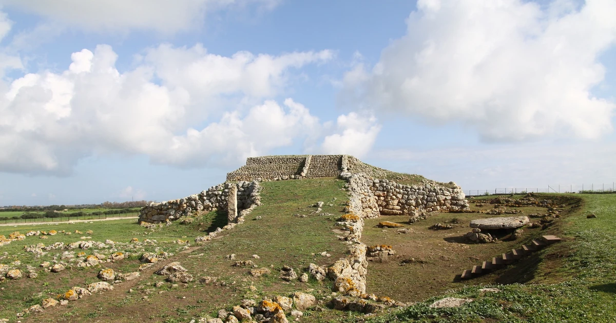 View - Chiêm ngưỡng kim tự tháp thời tiền sử độc nhất vô nhị châu Âu | Báo Tri thức và Cuộc sống - TIN TỨC PHỔ BIẾN KIẾN THỨC 24H