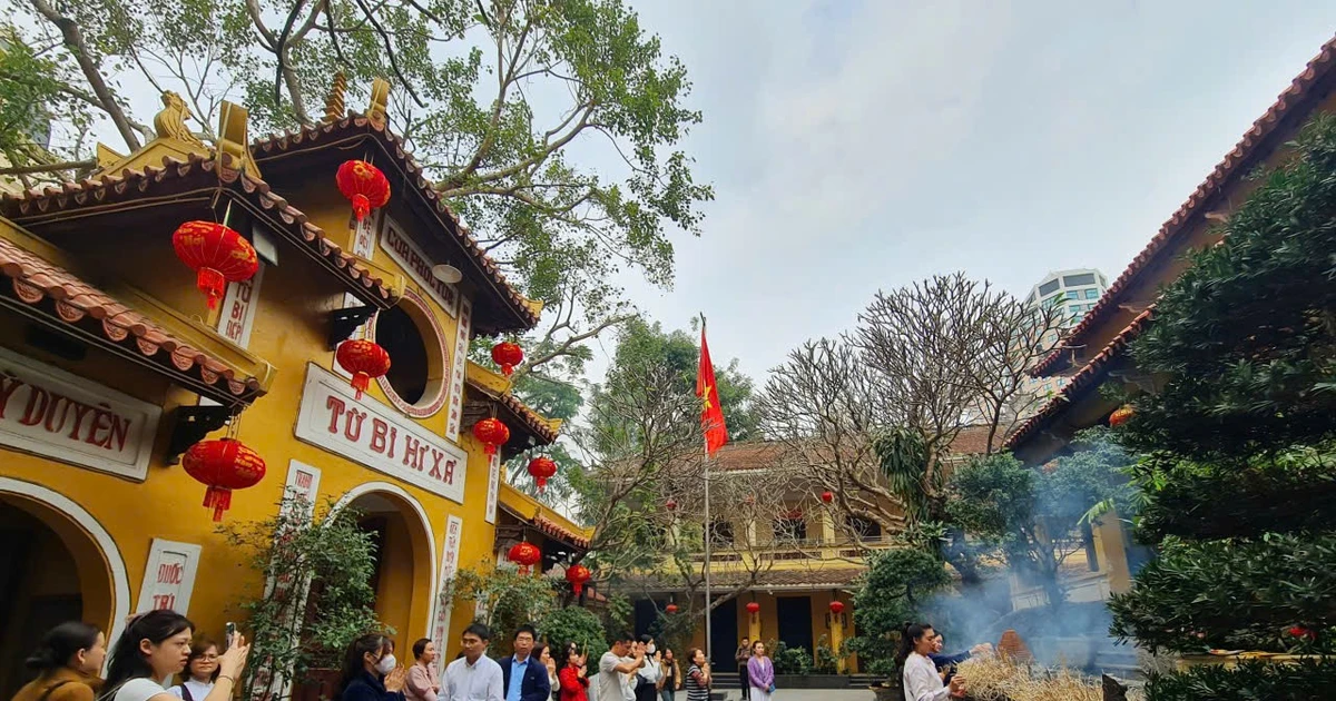 Gallery - Đi chùa 'tốt lễ', vì sao không 'dễ cầu'? | Báo Tri thức và Cuộc sống - TIN TỨC PHỔ BIẾN KIẾN THỨC 24H