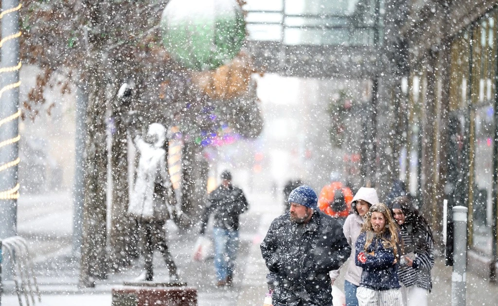 Gallery - Hình ảnh nước Mỹ chìm trong mùa đông lạnh giá | Báo Tri thức và Cuộc sống - TIN TỨC PHỔ BIẾN KIẾN THỨC 24H