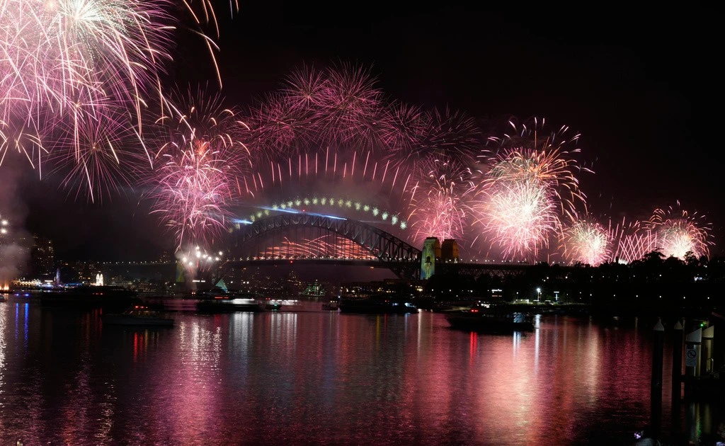 Gallery - Thế giới đón năm mới 2026 | Báo Tri thức và Cuộc sống - TIN TỨC PHỔ BIẾN KIẾN THỨC 24H