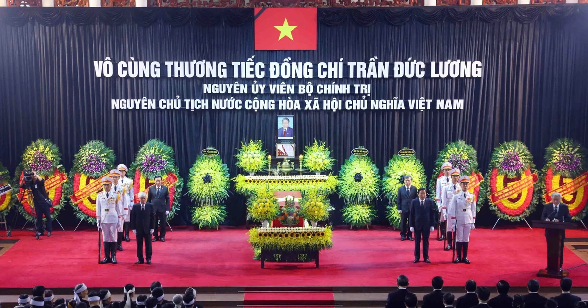 View - Cận cảnh Lễ truy điệu nguyên Chủ tịch nước Trần Đức Lương | Báo Tri thức và Cuộc sống - TIN TỨC PHỔ BIẾN KIẾN THỨC 24H