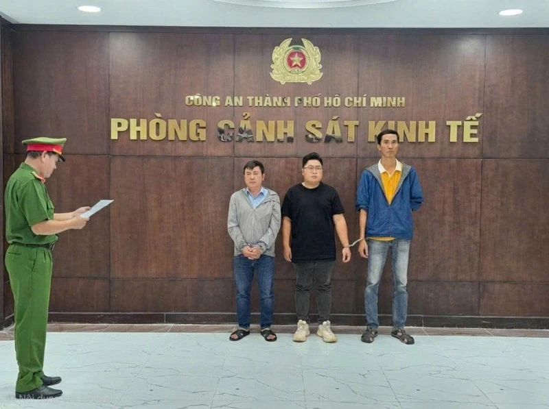 Gallery - Thủ đoạn trục lợi của Đội trưởng hỏa táng Bình Hưng Hòa trong dịch Covid-19 | Báo Tri thức và Cuộc sống - TIN TỨC PHỔ BIẾN KIẾN THỨC 24H