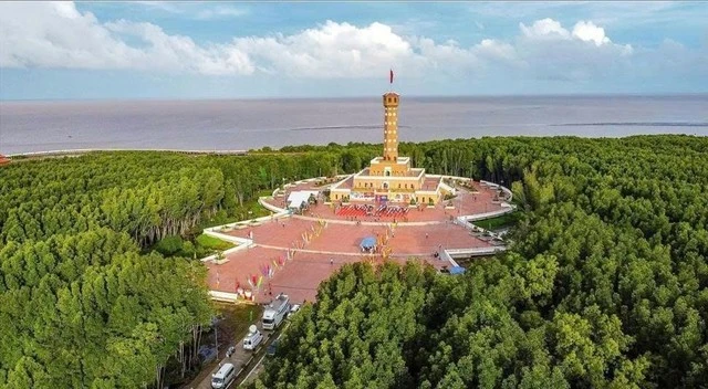 View - Tết về Cà Mau, trải nghiệm 'rừng vàng biển bạc' nơi cuối trời Nam | Báo Tri thức và Cuộc sống - TIN TỨC PHỔ BIẾN KIẾN THỨC 24H