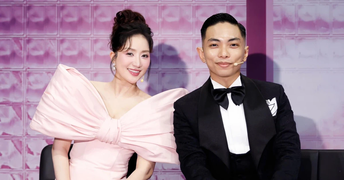 View - Hai bức ảnh Eiffel kể chuyện tình 15 năm của Khánh Thi – Phan Hiển | Báo Tri thức và Cuộc sống - TIN TỨC PHỔ BIẾN KIẾN THỨC 24H