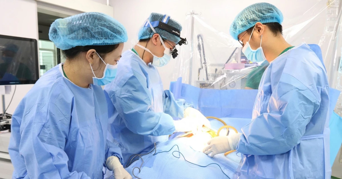 View - Phẫu thuật thành công ca thoát vị màng não tủy hiếm gặp | Báo Tri thức và Cuộc sống - TIN TỨC PHỔ BIẾN KIẾN THỨC 24H