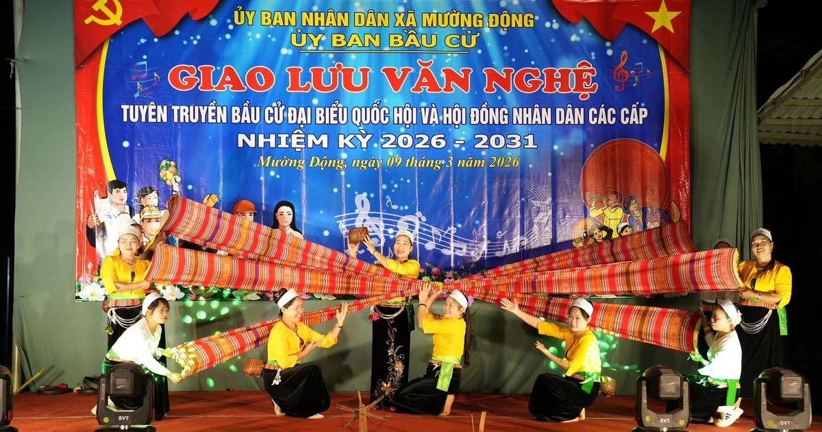 View - Đêm giao lưu văn nghệ của người Mường Phú Thọ trước thềm bầu cử | Báo Tri thức và Cuộc sống - TIN TỨC PHỔ BIẾN KIẾN THỨC 24H