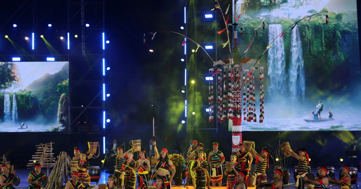 View - Hòa âm cồng chiêng Đông Nam Á lan tỏa di sản Tây Nguyên tại Lâm Đồng | Báo Tri thức và Cuộc sống - TIN TỨC PHỔ BIẾN KIẾN THỨC 24H