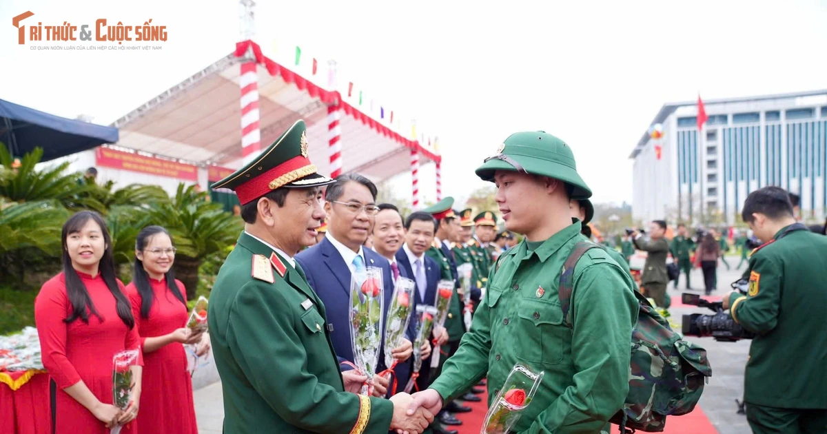 Gallery - Đại tướng Phan Văn Giang dự Lễ giao nhận quân tại Cao Bằng | Báo Tri thức và Cuộc sống - TIN TỨC PHỔ BIẾN KIẾN THỨC 24H