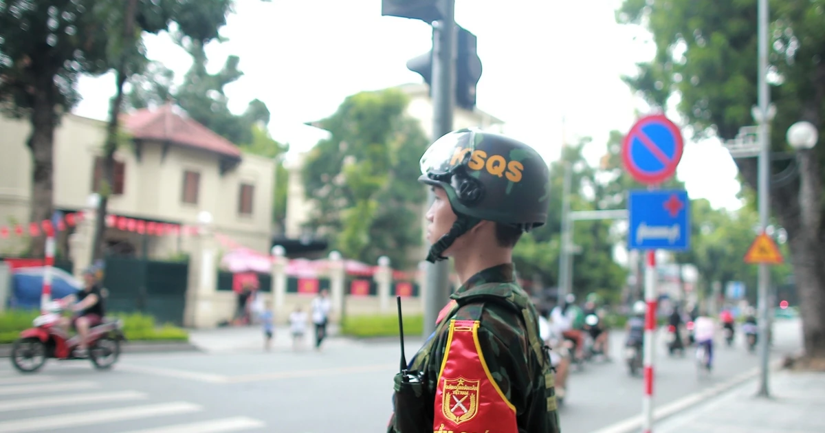 View - Các lực lượng sẵn sàng cho tổng hợp luyện lần 1 diễu binh, diễu hành A80 | Báo Tri thức và Cuộc sống - TIN TỨC PHỔ BIẾN KIẾN THỨC 24H